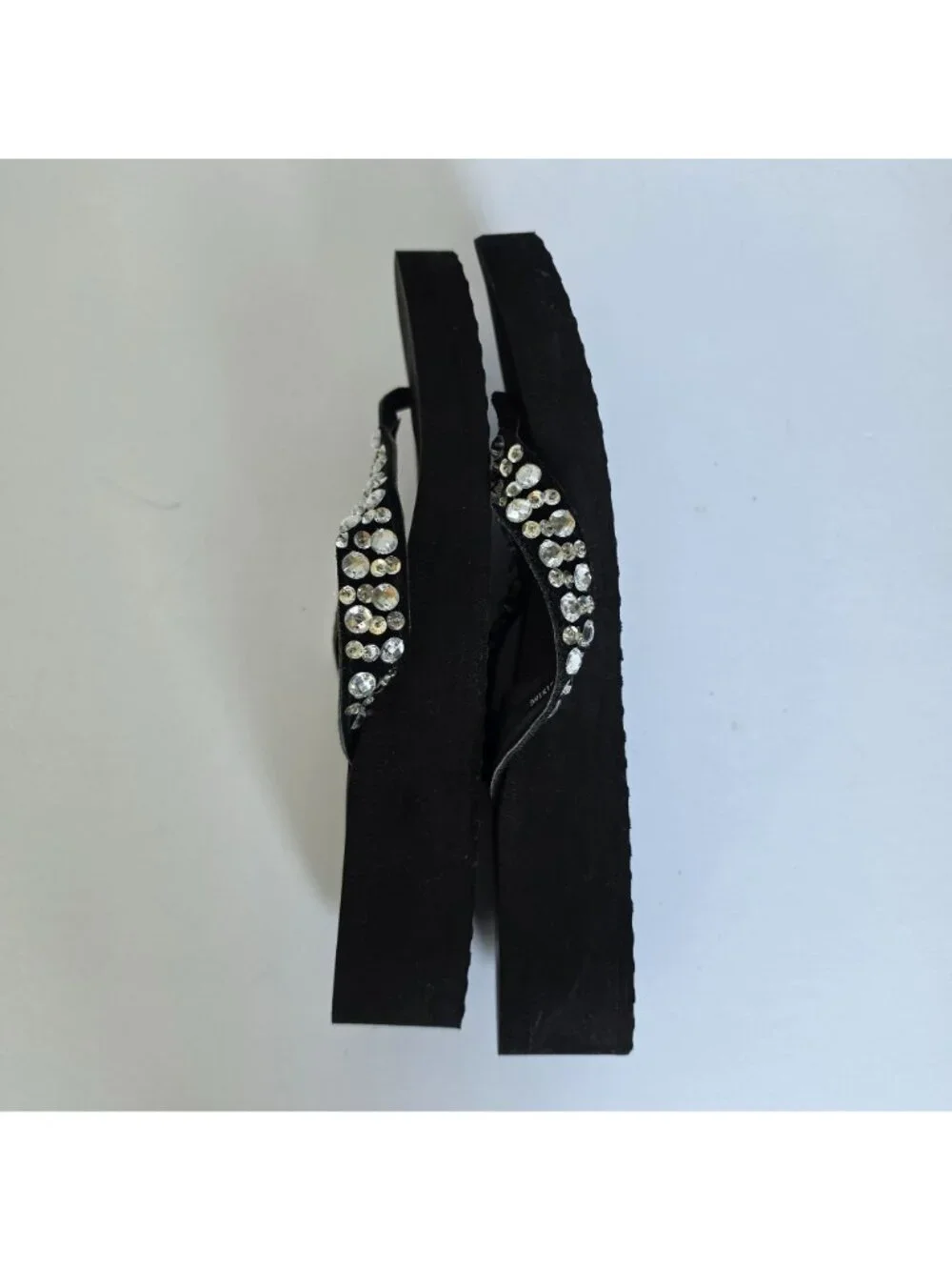 Yellow Box Rhinestone Flip Flops Black Wedge Comfort Thong Sandals. Size 10 - Picture 3 of 9